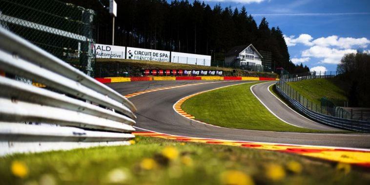 K & N Appartement A 1 Km Du Circuit Francorchamps Exterior foto